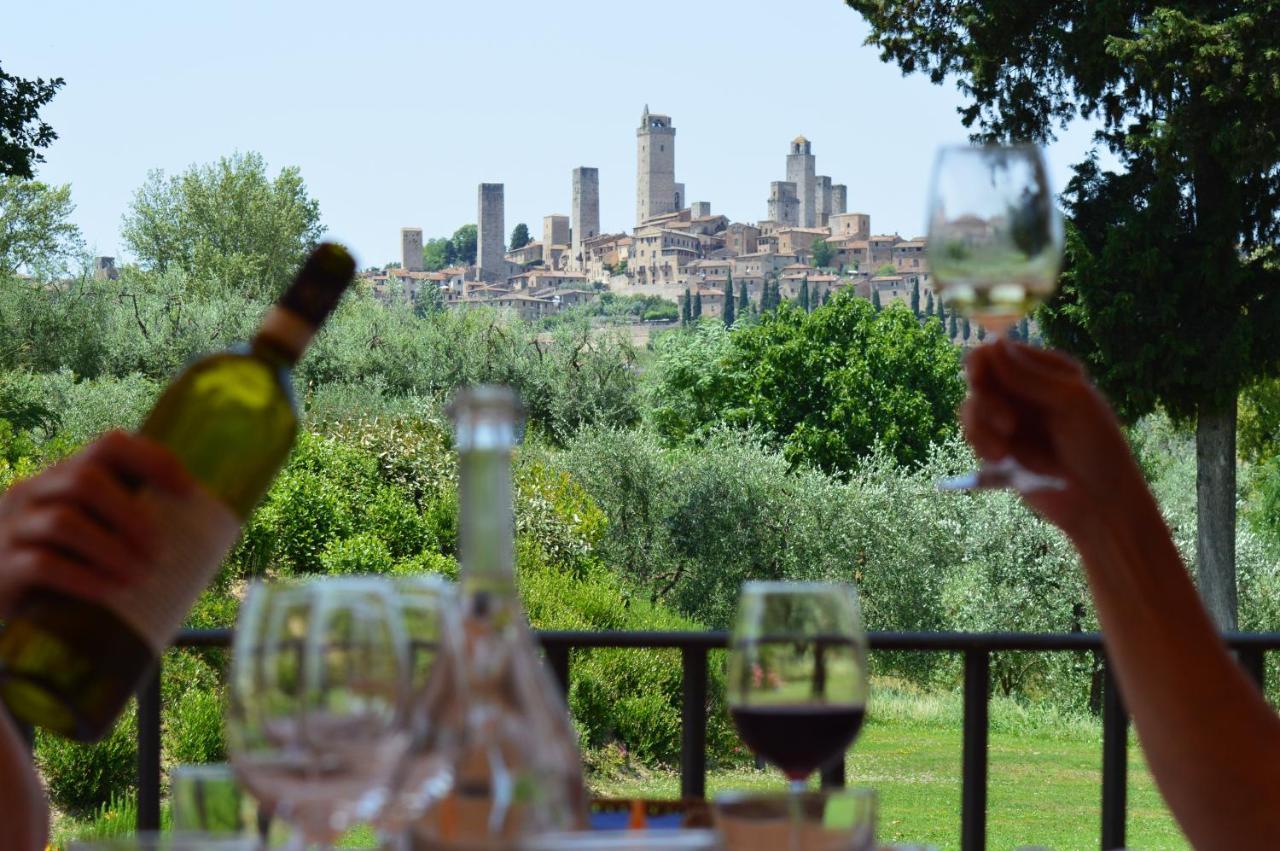 Tenuta Guardastelle - Agriturismo And Vineyard San Gimignano Luaran gambar